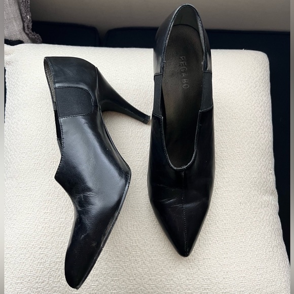 Pegabo Heels - Picture 1 of 5